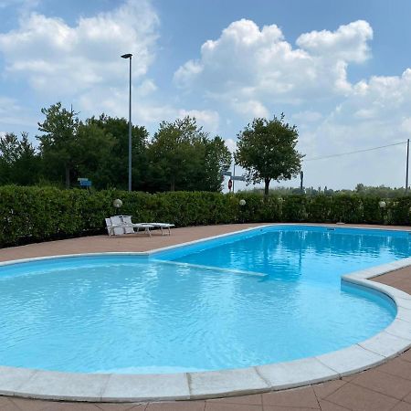 La Lanterna - Appartamenti In Residence Con Piscina Ντεζεντσάνο ντελ Γκάρντα Εξωτερικό φωτογραφία