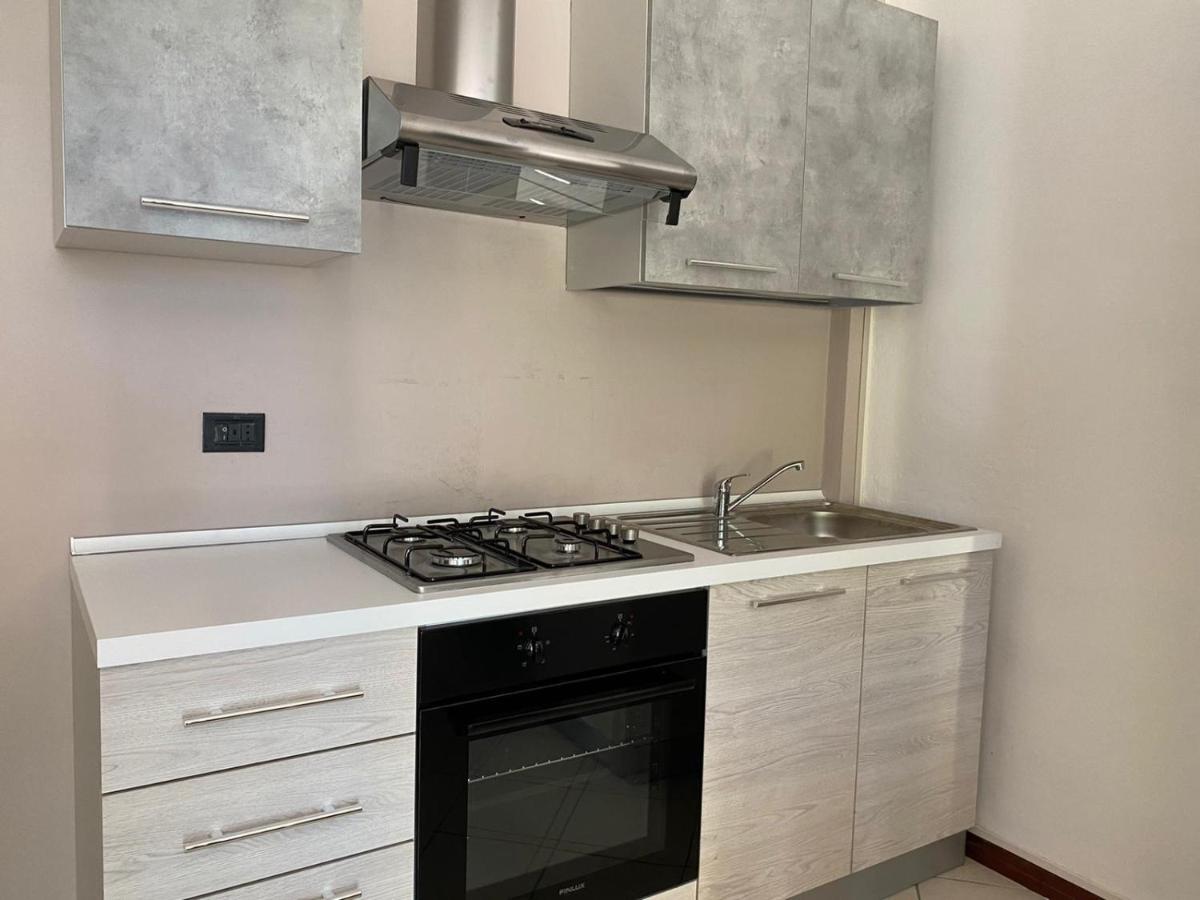 La Lanterna - Appartamenti In Residence Con Piscina Ντεζεντσάνο ντελ Γκάρντα Εξωτερικό φωτογραφία