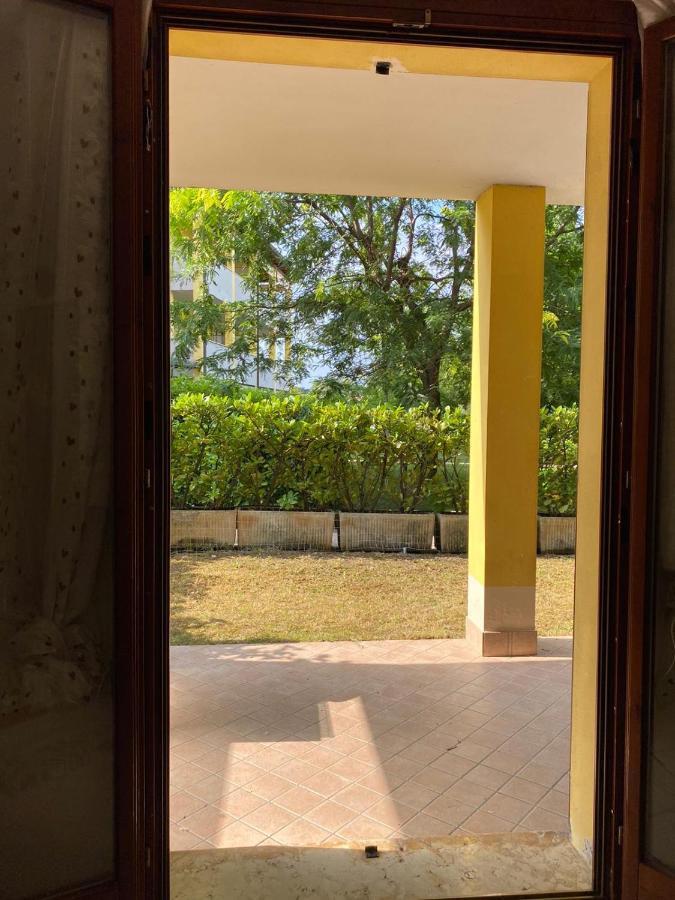 La Lanterna - Appartamenti In Residence Con Piscina Ντεζεντσάνο ντελ Γκάρντα Εξωτερικό φωτογραφία